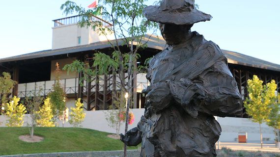 campus statue