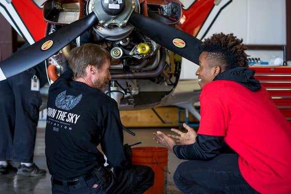 Aviation students in Aircraft Maintenance