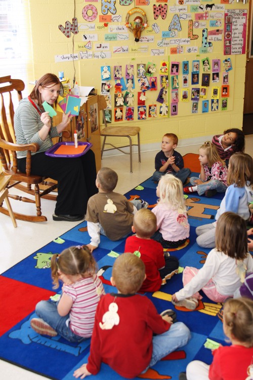 A class of preschool students.
