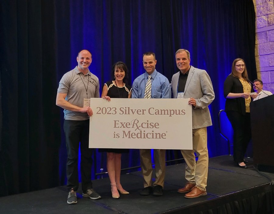 05/2023: National ACSM conference in Denver, CO for the EIM Silver Level recognition ceremony for the recognition 4