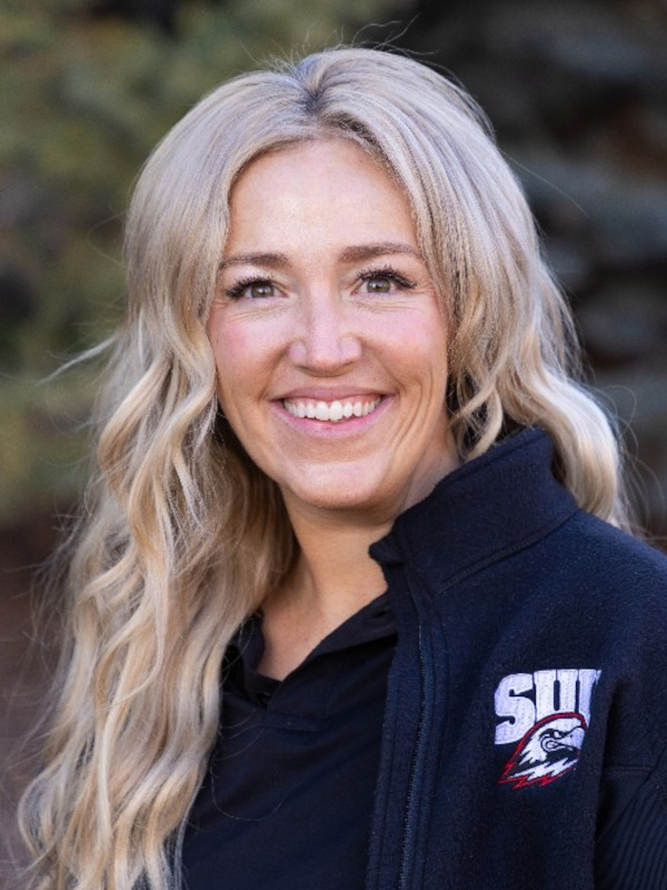 Chelsea Gambles Headshot