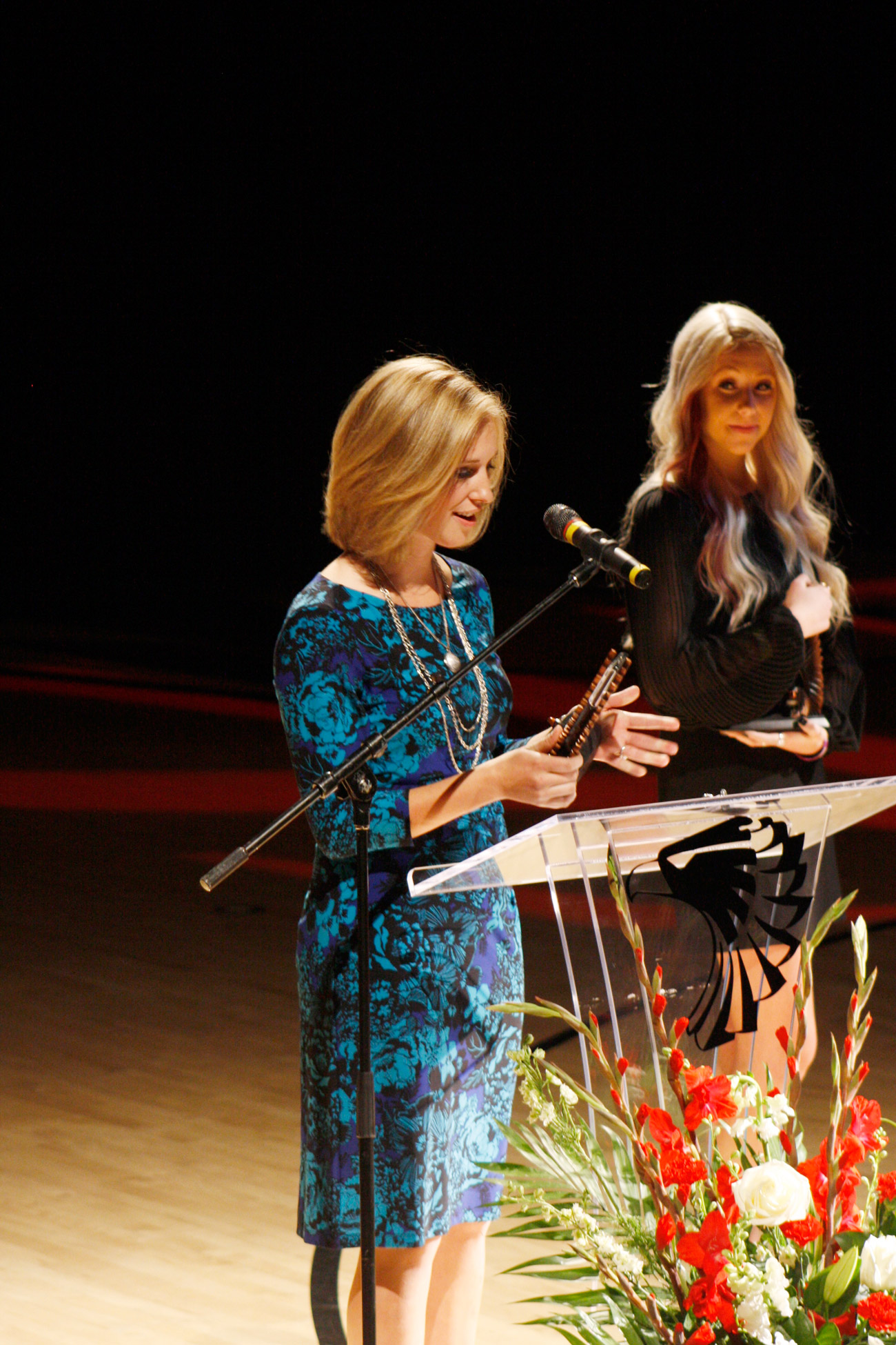 Student Paige Gunn at 2014 Thunderbird Awards.