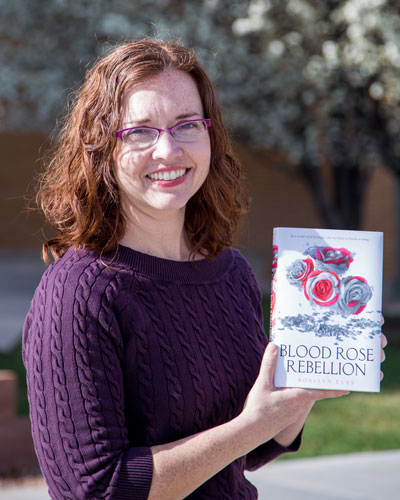 Rosalyn Eves, author of Blood Rose Rebellion