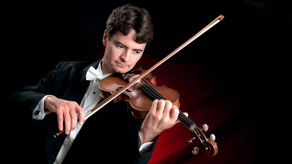 Paul Abegg playing the violin