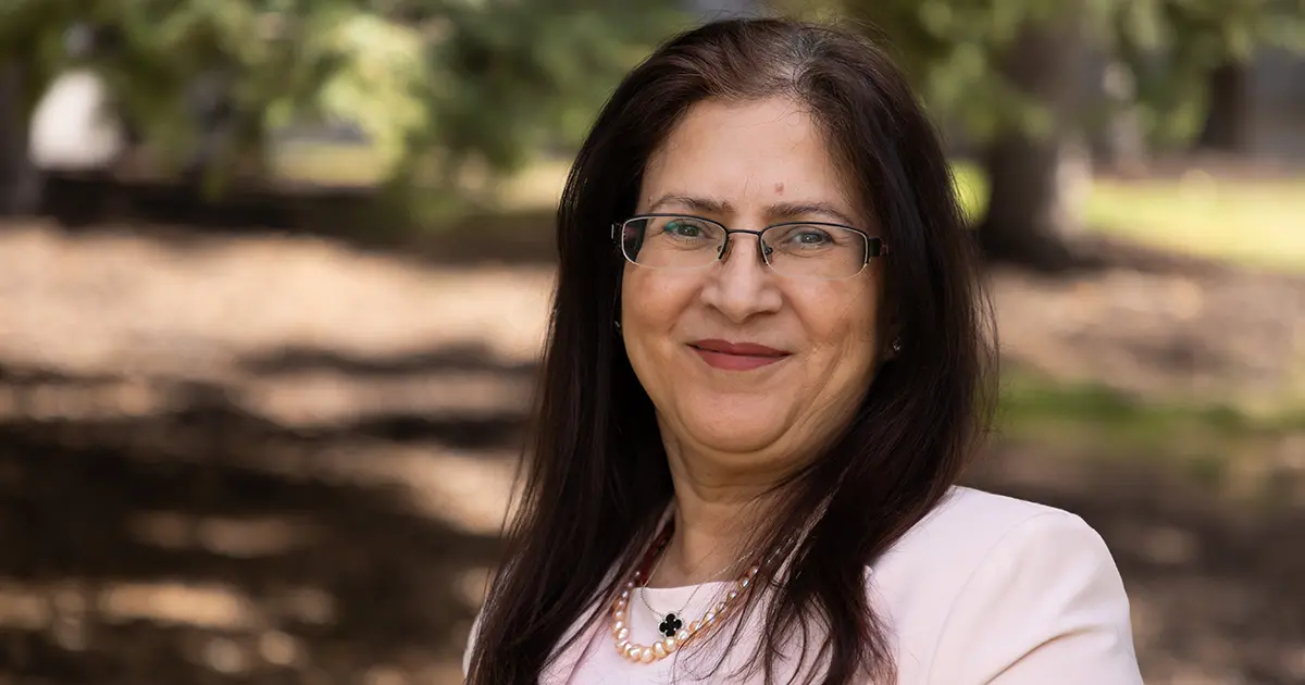 Dr Shalini Kesar