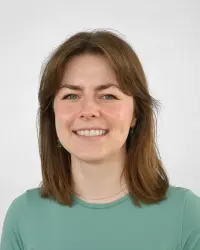 Headshot of Julia Dixon.