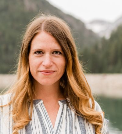 Headshot of Carrie Colton.