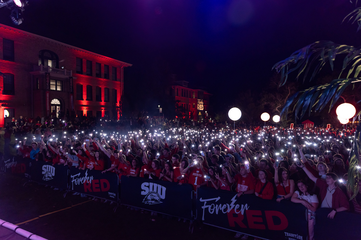 forever red concert