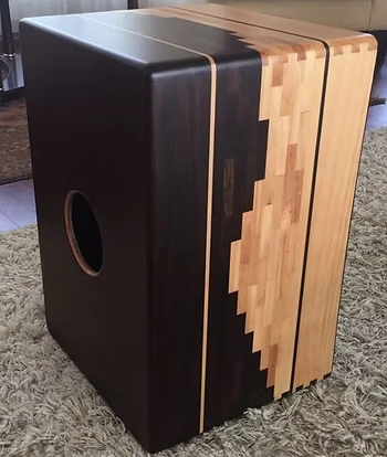 A close up image of the traditional Cajón Peruano instrument.